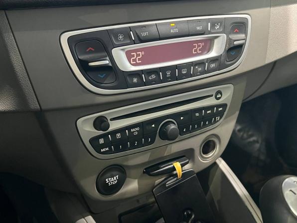 Renault Megane III с пробегом 2010 года, цена 560 000 рублей, 520000 км, хэтчбек, Автокод Объявления