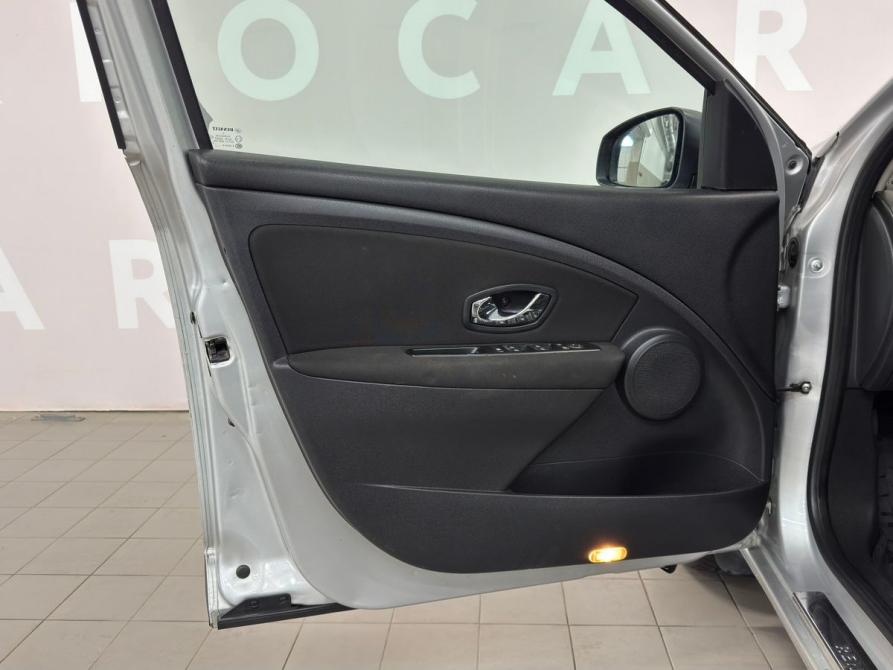 Renault Fluence I Волгоград  - изображение 10