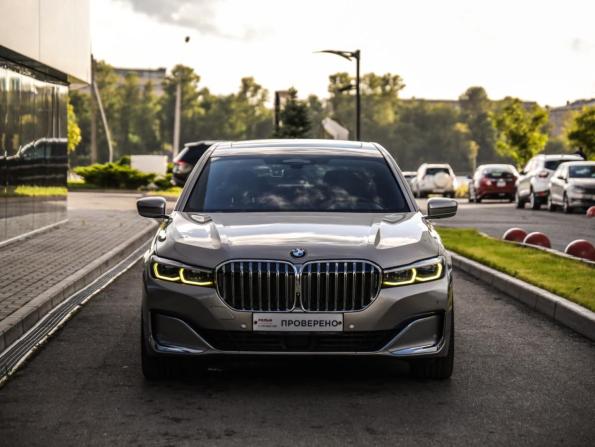 BMW 7 серии VI (G11/G12) Рестайлинг с пробегом 2020 года, цена 4 599 000 рублей, 156491 км, седан, Автокод Объявления