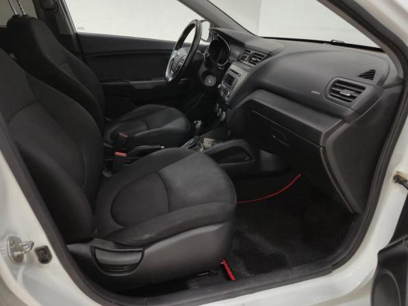 Kia Rio III Рестайлинг с пробегом 2016 года, цена 695 000 рублей, 277699 км, седан, Автокод Объявления