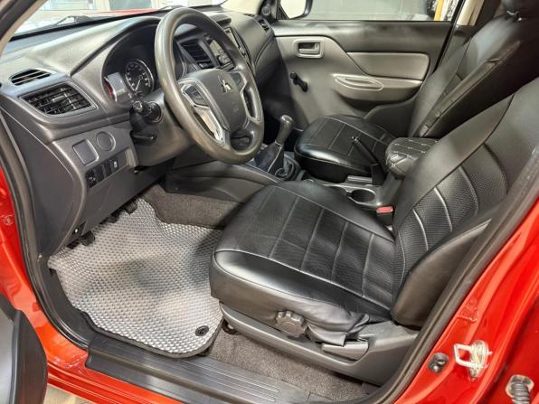 Mitsubishi L200 V Рестайлинг с пробегом 2019 года, цена 2 220 000 рублей, 210000 км, пикап, Автокод Объявления