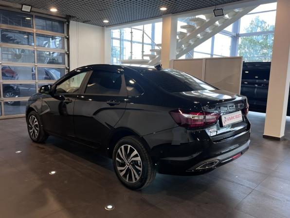 Lada (ВАЗ) Vesta I Рестайлинг (NG) с пробегом 2025 года, цена 1 765 000 рублей, 1464 км, седан, Автокод Объявления