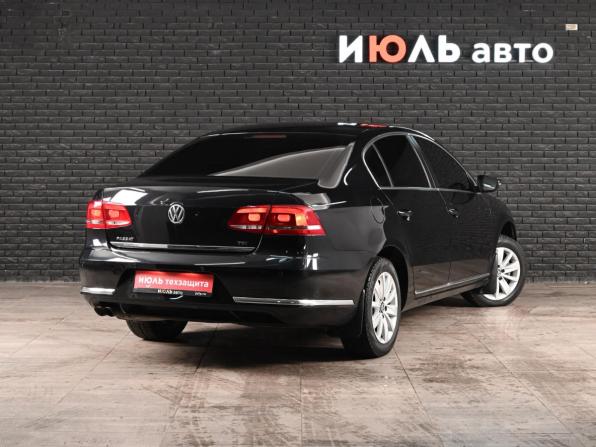 Volkswagen Passat B7 с пробегом 2011 года, цена 1 050 000 рублей, 169407 км, седан, Автокод Объявления