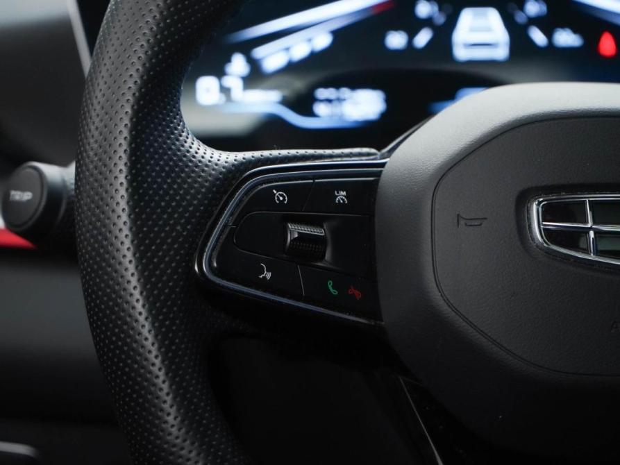 Geely Coolray I Рестайлинг Москва  - изображение 14