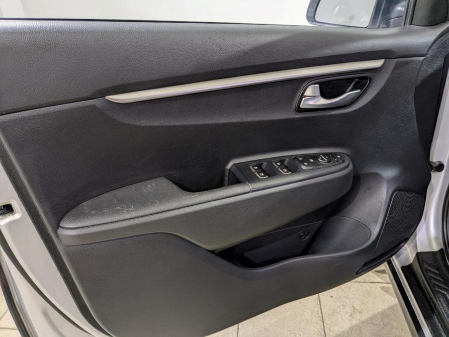 Kia Rio IV Рестайлинг Химки  - изображение 21