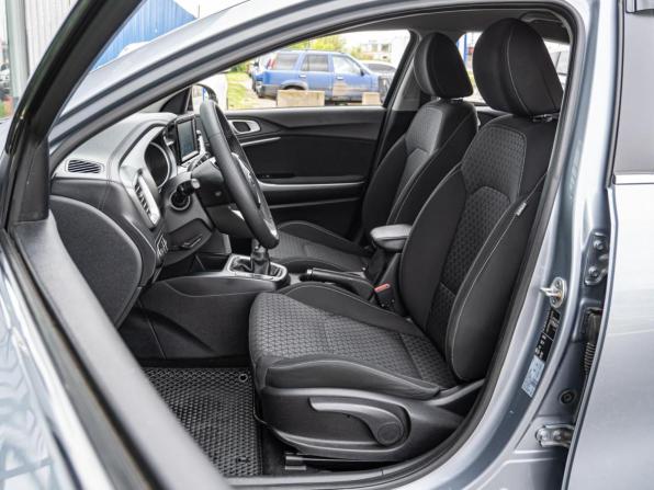 Kia Ceed III с пробегом 2018 года, цена 1 369 000 рублей, 98637 км, универсал, Автокод Объявления