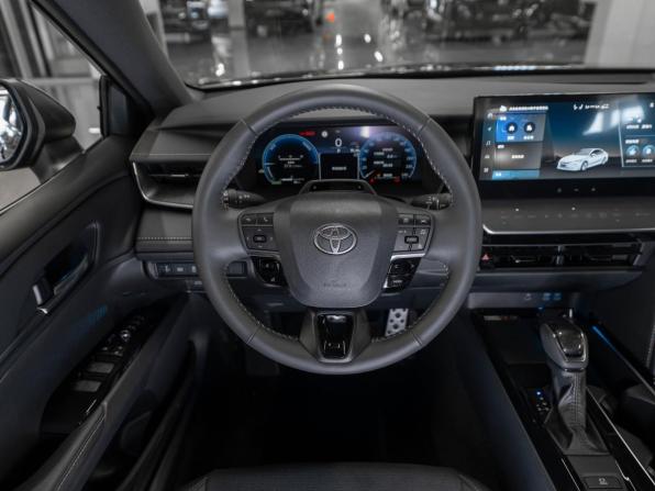 Toyota Camry IX (XV80) China Market с пробегом 2026 года, цена 4 100 000 рублей, 20 км, седан, Автокод Объявления