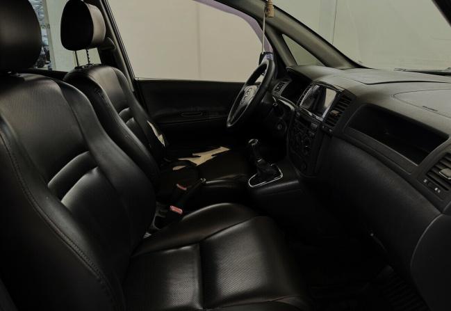 Toyota Corolla Verso I с пробегом 2003 года, цена 470 000 рублей, 215854 км, минивэн, Автокод Объявления