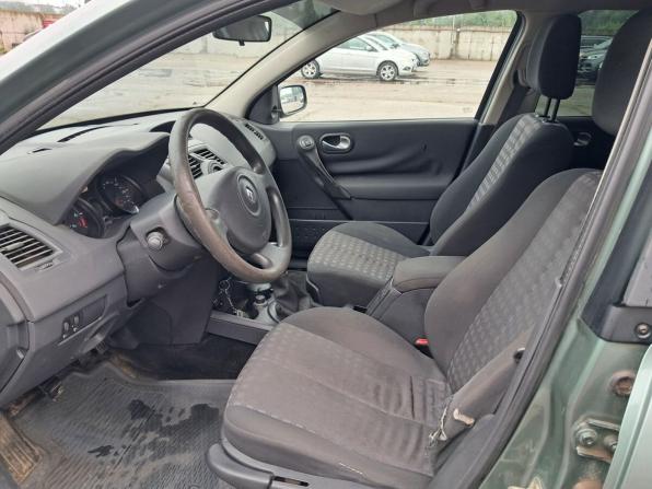 Renault Megane II с пробегом 2006 года, цена 150 000 рублей, 231290 км, седан, Автокод Объявления