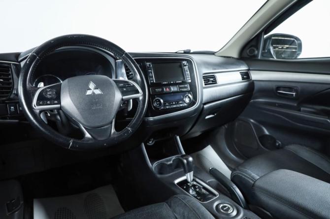 Mitsubishi Outlander III с пробегом 2012 года, цена 1 439 000 рублей, 236001 км, внедорожник, Автокод Объявления