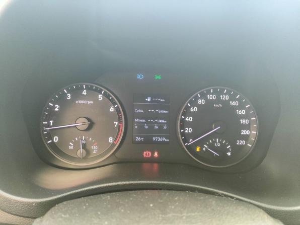 Hyundai Solaris II с пробегом 2017 года, цена 1 190 000 рублей, 97300 км, седан, Автокод Объявления