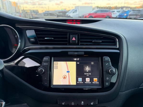 Kia Ceed II Рестайлинг с пробегом 2018 года, цена 1 245 000 рублей, 156946 км, хэтчбек, Автокод Объявления