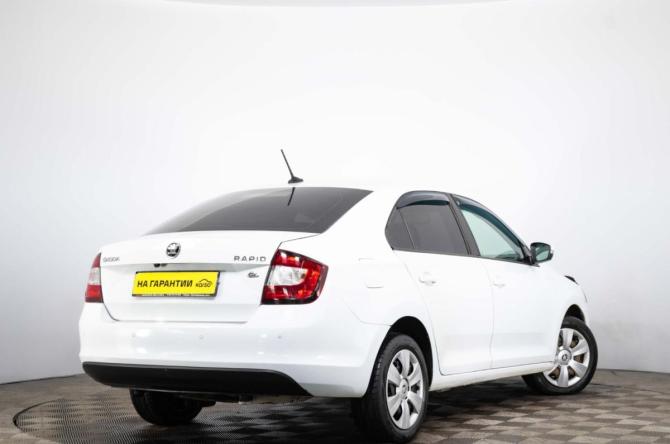 Skoda Rapid I Рестайлинг с пробегом 2018 года, цена 1 299 000 рублей, 146000 км, лифтбек, Автокод Объявления