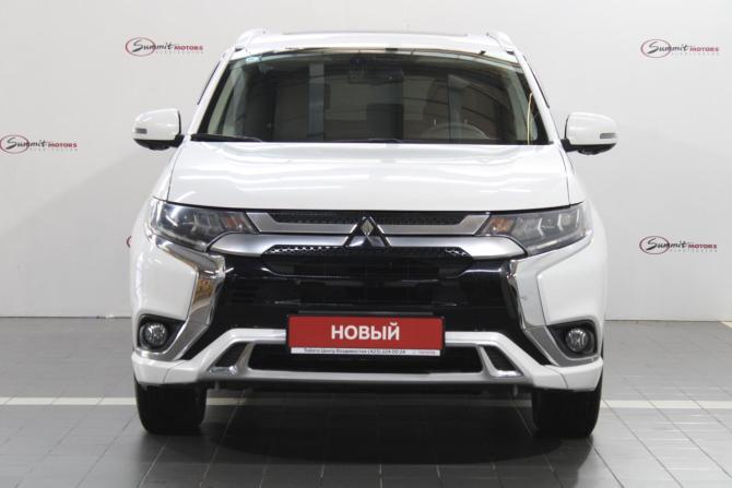 Mitsubishi Outlander III Рестайлинг 3 с пробегом 2022 года, цена 3 700 000 рублей, 305 км, внедорожник, Автокод Объявления