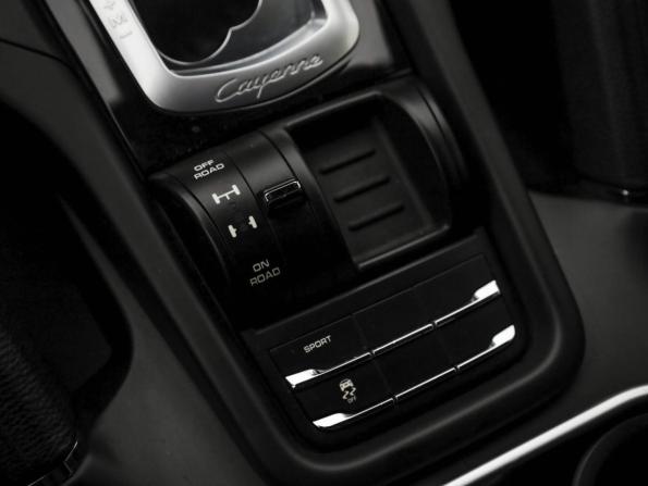 Porsche Cayenne II Рестайлинг (958) с пробегом 2014 года, цена 4 147 691 рубль, 102800 км, внедорожник, Автокод Объявления