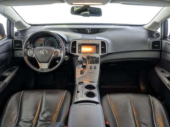 Toyota Venza I Рестайлинг с пробегом 2013 года, цена 2 350 000 рублей, 136407 км, внедорожник, Автокод Объявления