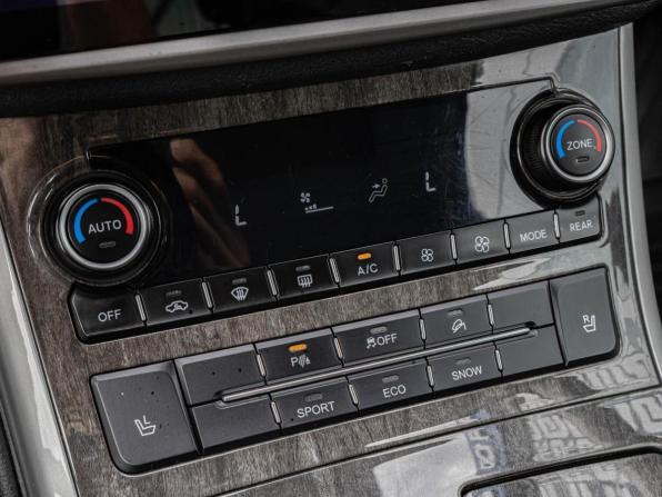 Haval H8 с пробегом 2015 года, цена 1 730 000 рублей, 83817 км, внедорожник, Автокод Объявления