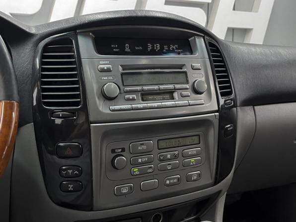 Toyota Land Cruiser 100 Series Рестайлинг 2 с пробегом 2006 года, цена 1 740 000 рублей, 393577 км, внедорожник, Автокод Объявления