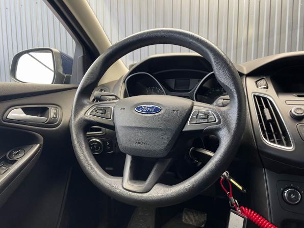 Ford Focus III Рестайлинг с пробегом 2017 года, цена 997 000 рублей, 149629 км, седан, Автокод Объявления