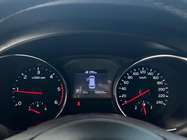 Kia Carnival III с пробегом 2018 года, цена 2 920 000 рублей, 128000 км, минивэн, Автокод Объявления