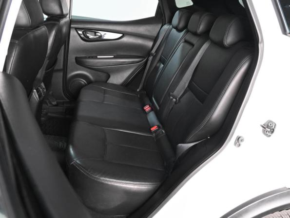 Nissan Qashqai II с пробегом 2016 года, цена 1 729 000 рублей, 158823 км, внедорожник, Автокод Объявления
