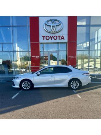 Toyota Camry VIII (XV70) Рестайлинг с пробегом 2021 года, цена 3 080 000 рублей, 141859 км, седан, Автокод Объявления