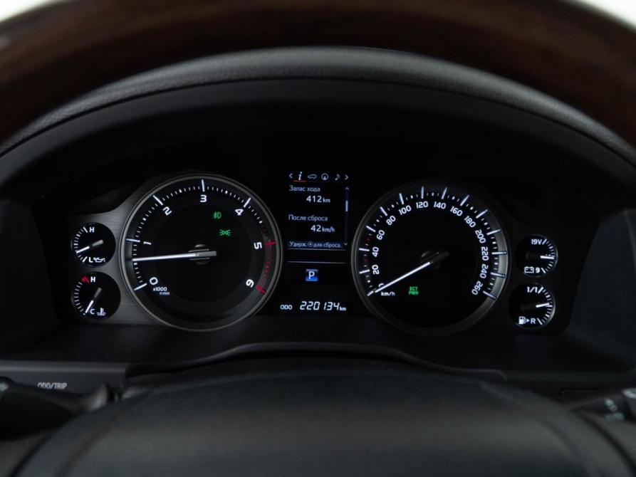 Toyota Land Cruiser 200 Series Рестайлинг 2 Москва  - изображение 24