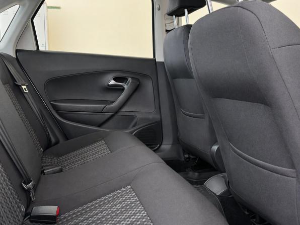 Volkswagen Polo V Рестайлинг с пробегом 2019 года, цена 1 190 000 рублей, 102862 км, седан, Автокод Объявления
