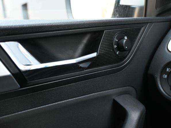 Skoda Rapid I Рестайлинг с пробегом 2019 года, цена 1 329 000 рублей, 160553 км, седан, Автокод Объявления