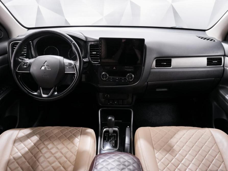 Mitsubishi Outlander III Рестайлинг 3 Ульяновск  - изображение 11