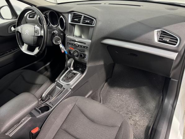 Citroen C4 II с пробегом 2015 года, цена 869 800 рублей, 85000 км, седан, Автокод Объявления
