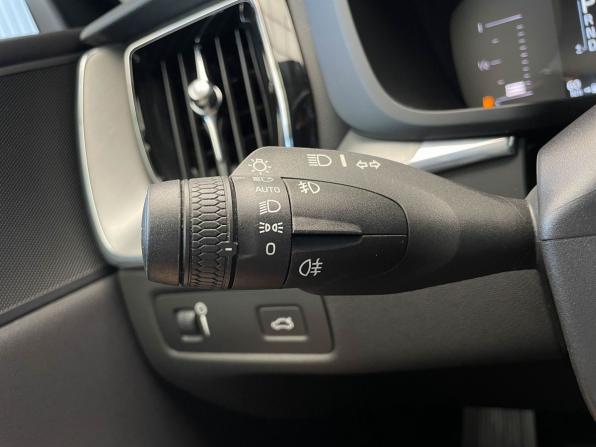 Volvo XC60 II с пробегом 2020 года, цена 4 097 000 рублей, 61251 км, внедорожник, Автокод Объявления