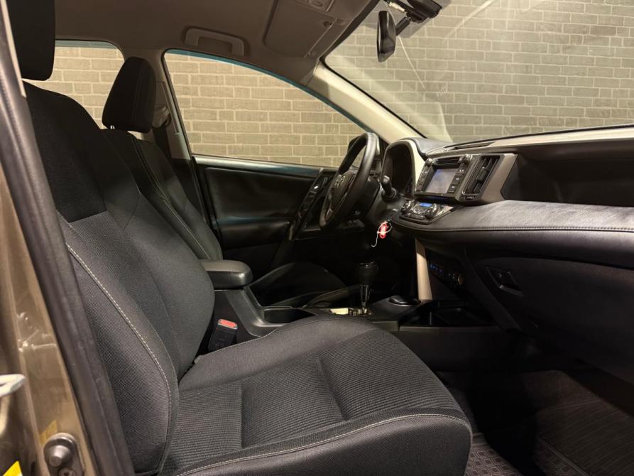 Toyota RAV4 IV (XA40) Челябинск  - изображение 8