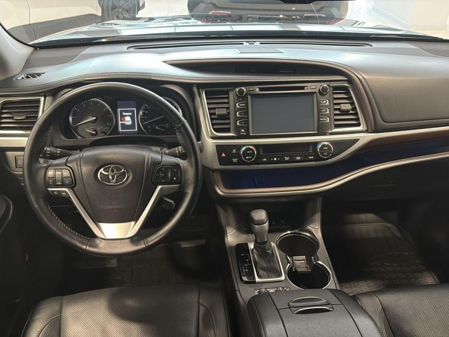 Toyota Highlander III (XU50) Омск  - изображение 15