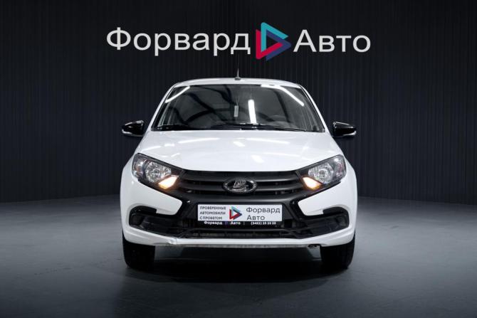 Lada (ВАЗ) Granta I Рестайлинг с пробегом 2024 года, цена 1 099 000 рублей, 32842 км, лифтбек, Автокод Объявления