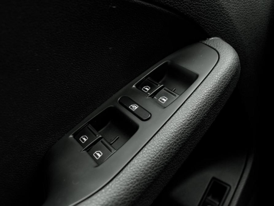 Volkswagen Jetta VI Рестайлинг Екатеринбург  - изображение 18