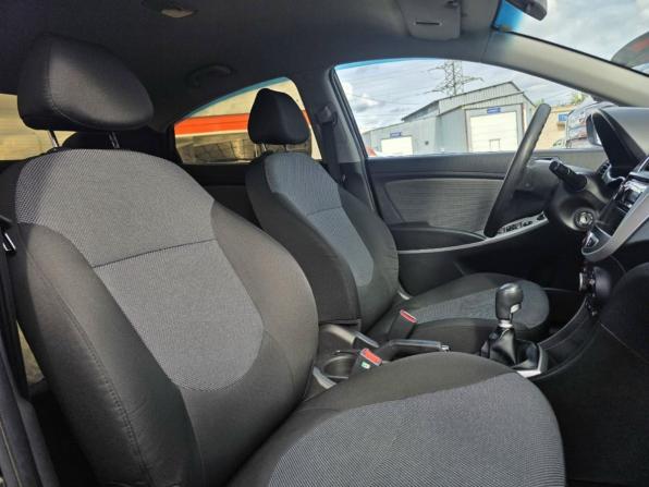 Hyundai Solaris I с пробегом 2014 года, цена 742 000 рублей, 106847 км, седан, Автокод Объявления