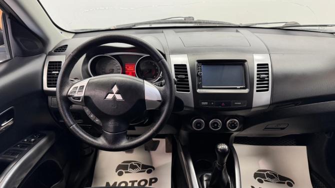 Mitsubishi Outlander II с пробегом 2008 года, цена 790 000 рублей, 232000 км, внедорожник, Автокод Объявления