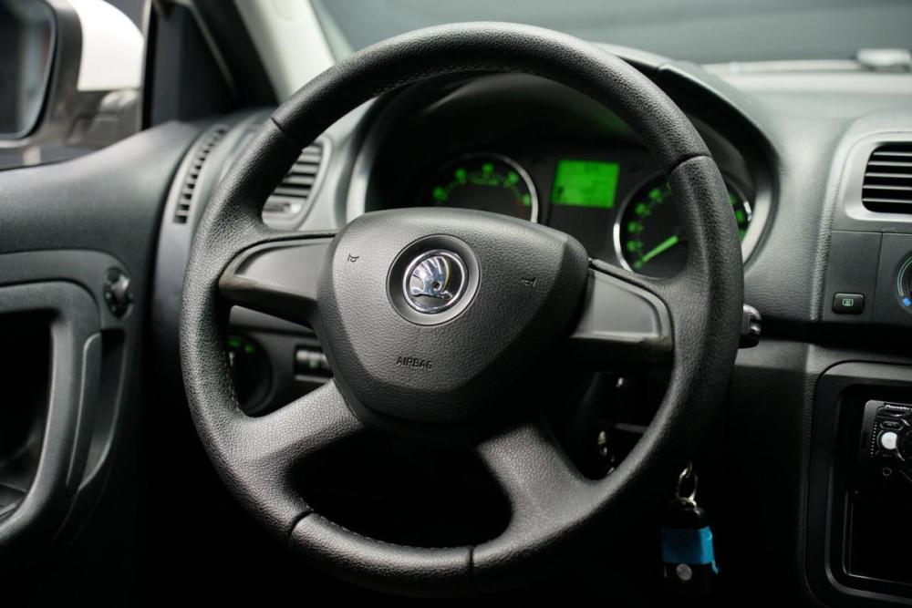Skoda Fabia II Рестайлинг Крым  - изображение 12