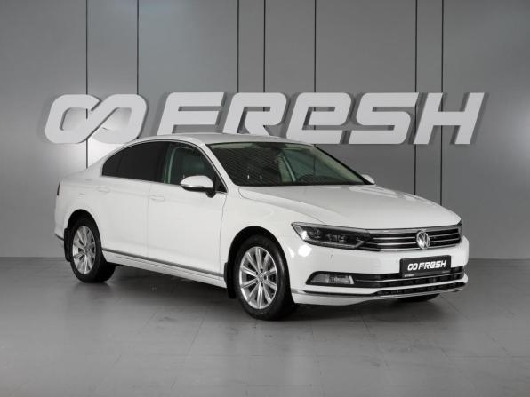 Volkswagen Passat B8 с пробегом 2019 года, цена 2 449 000 рублей, 134499 км, седан, Автокод Объявления