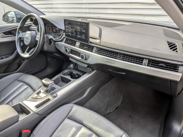 Audi A4 V (B9) Рестайлинг с пробегом 2020 года, цена 3 245 000 рублей, 114649 км, седан, Автокод Объявления