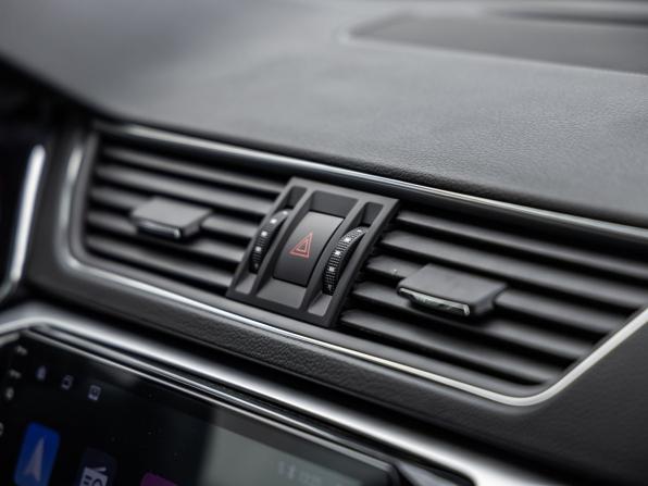 Skoda Superb III Рестайлинг с пробегом 2025 года, цена 3 358 000 рублей, 15 км, лифтбек, Автокод Объявления