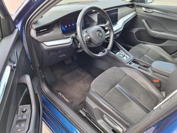 Skoda Octavia IV (A8) с пробегом 2021 года, цена 2 590 000 рублей, 76227 км, лифтбек, Автокод Объявления