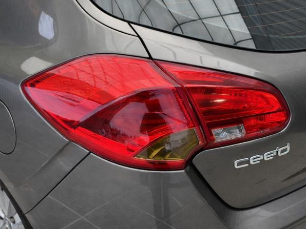 Kia Ceed II с пробегом 2013 года, цена 877 000 рублей, 136236 км, хэтчбек, Автокод Объявления