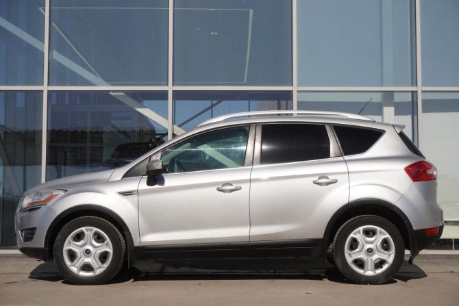 Ford Kuga I с пробегом 2012 года, цена 930 000 рублей, 232419 км, внедорожник, Автокод Объявления