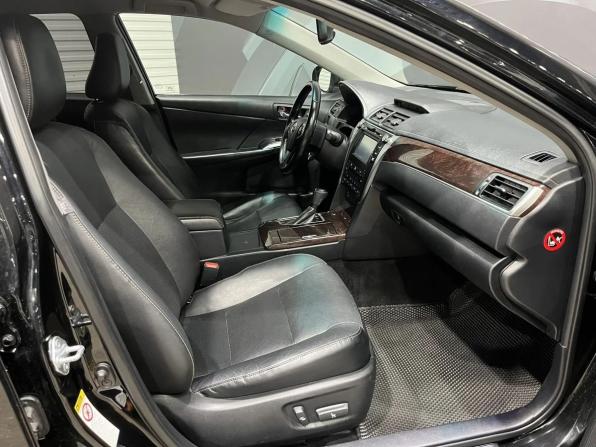 Toyota Camry VII (XV50) Рестайлинг с пробегом 2017 года, цена 2 195 000 рублей, 143249 км, седан, Автокод Объявления