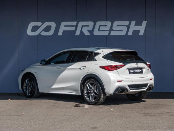 Infiniti Q30 с пробегом 2017 года, цена 2 390 000 рублей, 82931 км, хэтчбек, Автокод Объявления