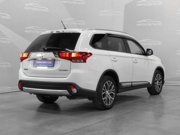 Mitsubishi Outlander III Рестайлинг 2 с пробегом 2016 года, цена 2 480 000 рублей, 71100 км, внедорожник, Автокод Объявления