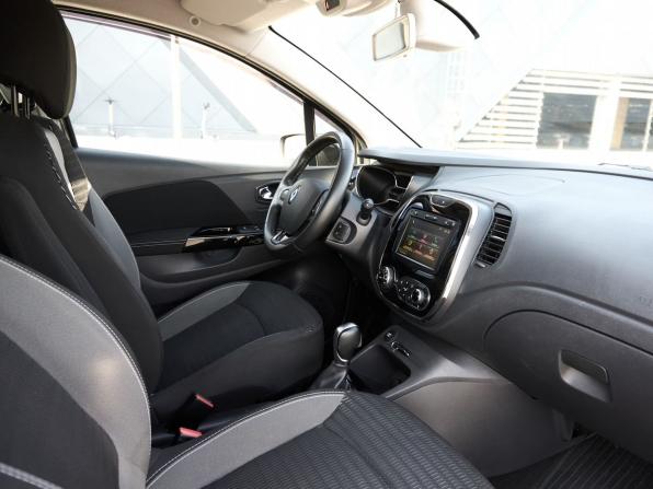 Renault Kaptur I с пробегом 2019 года, цена 1 665 000 рублей, 56396 км, внедорожник, Автокод Объявления
