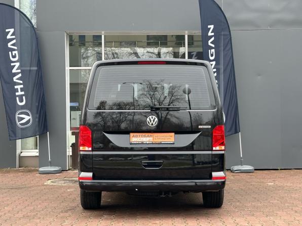 Volkswagen Multivan T6 Рестайлинг с пробегом 2021 года, цена 4 699 000 рублей, 158816 км, минивэн, Автокод Объявления